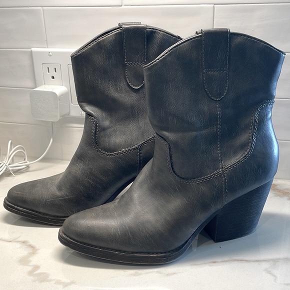 MADDEN GIRL Western Faux Leather Boots 8.5 - Picture 1 of 9